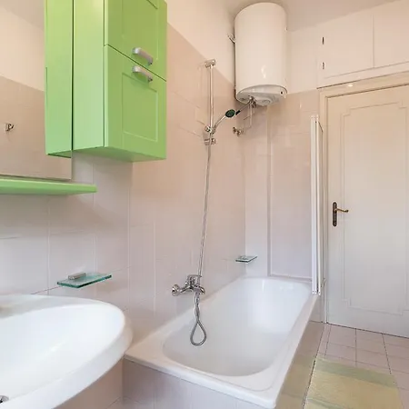 Albicocca * סטרסה