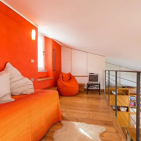 Albicocca דירה סטרסה